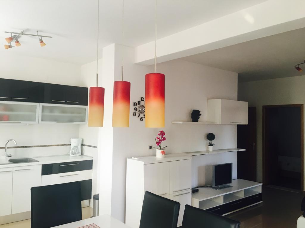 Apartment Leonardo บีโอกราดนาโมรู ภายนอก รูปภาพ
